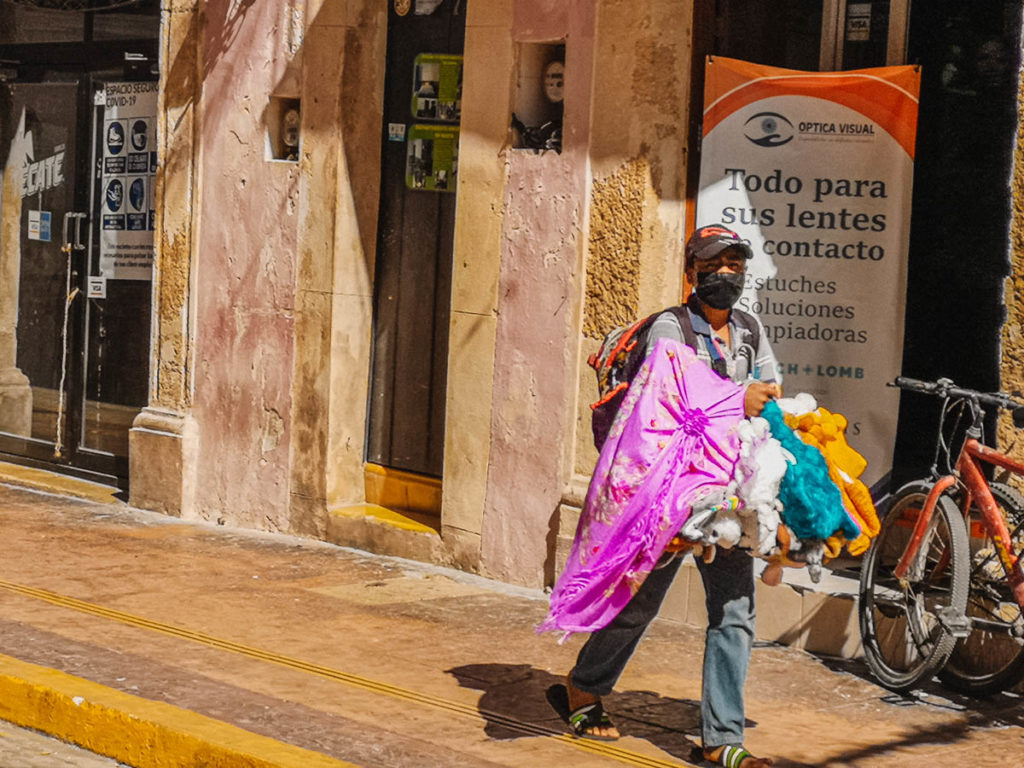 sprzedawca na ulicach Campeche