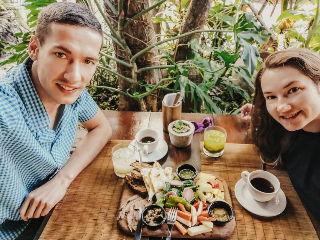 kolorowe sniadanie w Meksyku