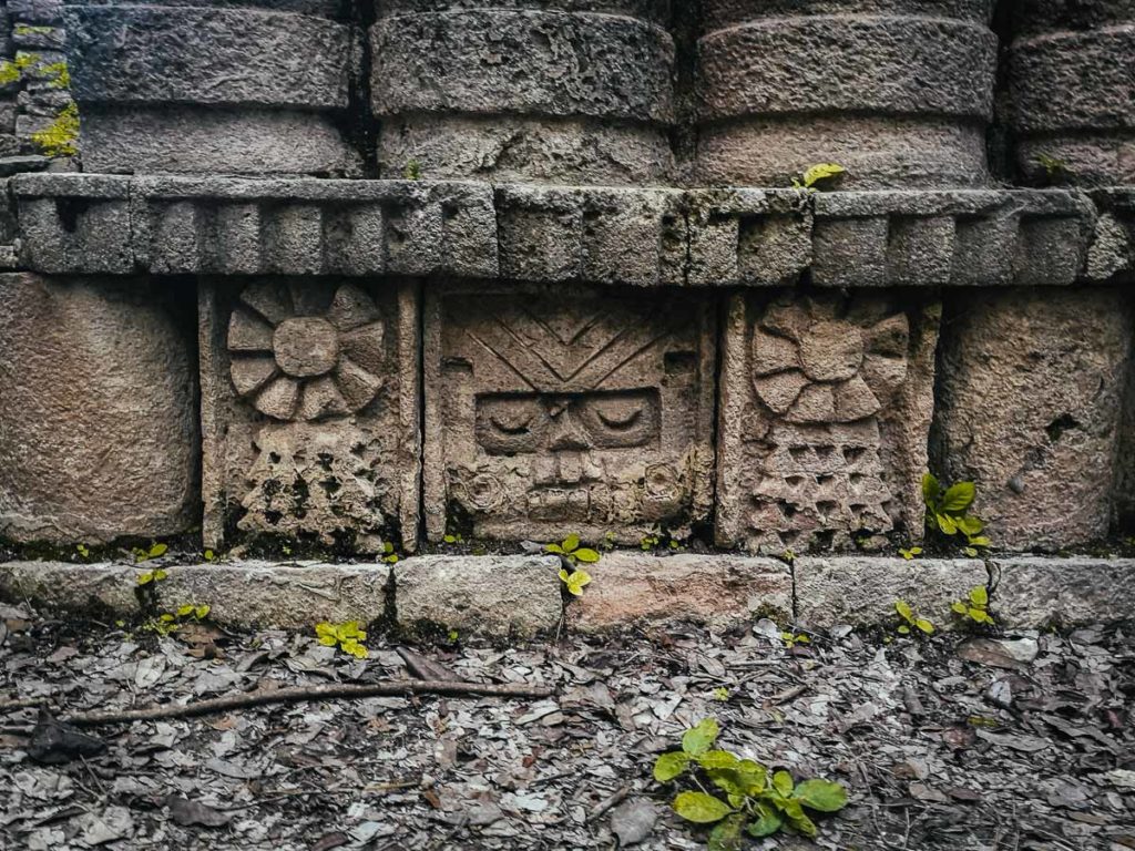 Zdobienia majańskie