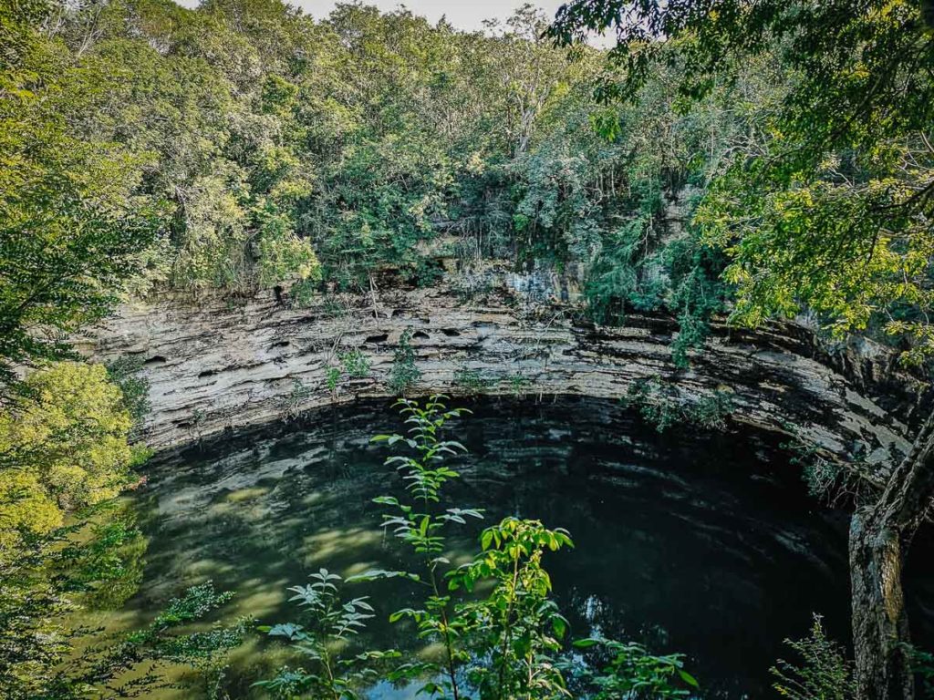 Święta cenota w Chichen Itza